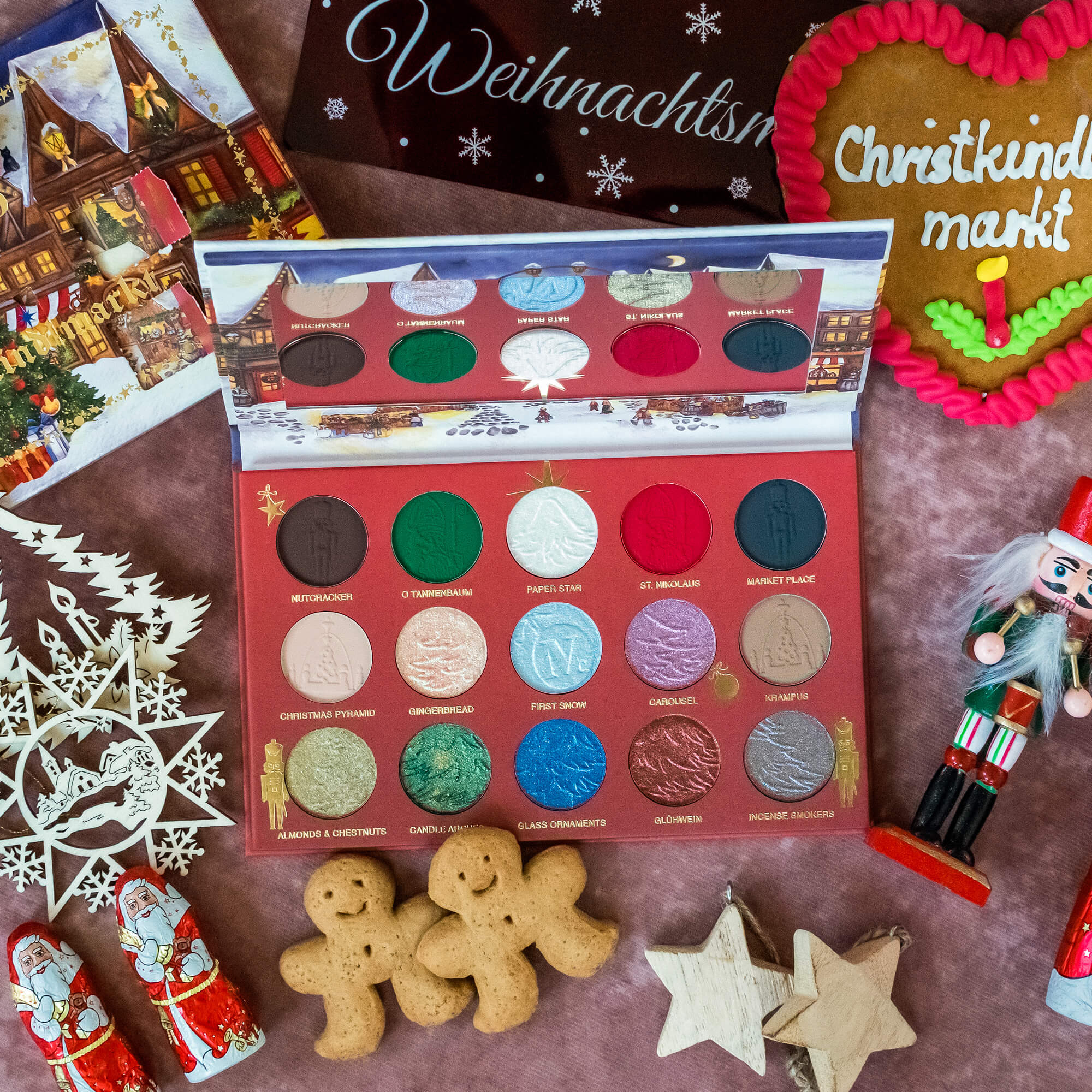 Christkindlmarkt Intense Color & Chrome Palette